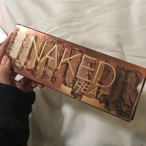 Urban Decay Naked Heat Palette